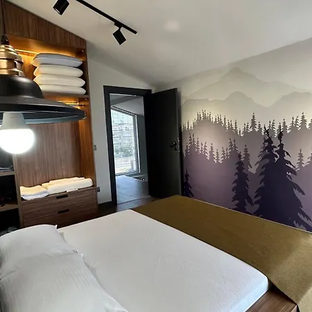 Drvillasuits Casa Riva וילה באלאק