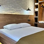 Drvillasuits Casa Riva Villa *
